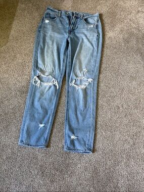 American Eagle Light Blue High-Rise Jeans